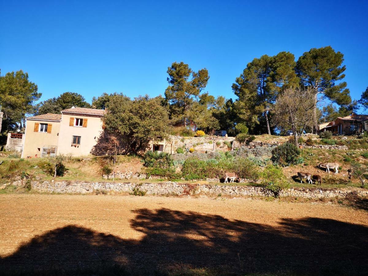 Villa Les Git'Anes De Pontevès Exterior foto